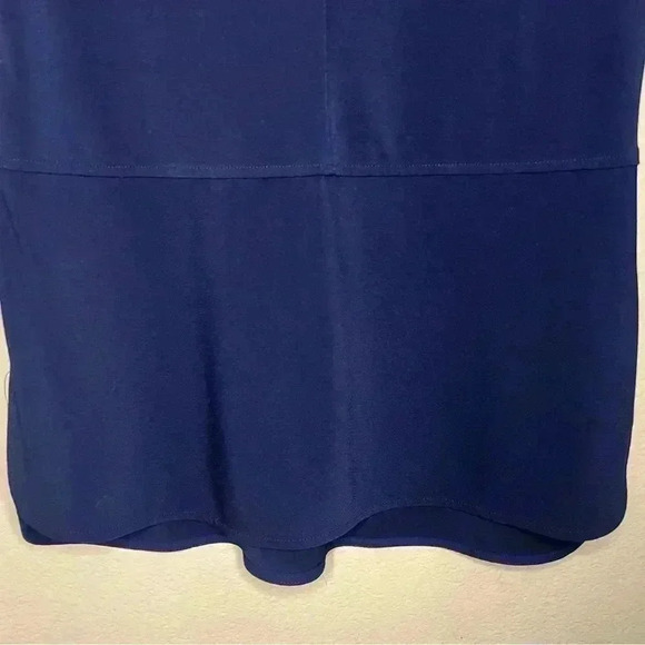 Lauren Ralph Lauren Navy rounded neckline blouse split seam hook & eye closure - Picture 5 of 9